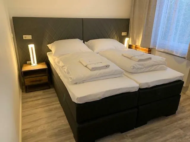 Haus 8 Guest house Lubeck